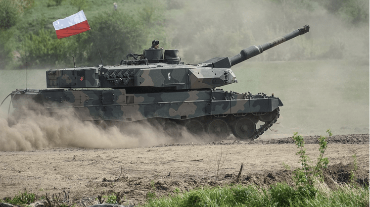 Polish Tank (License details: CC BY 3.0 PL)